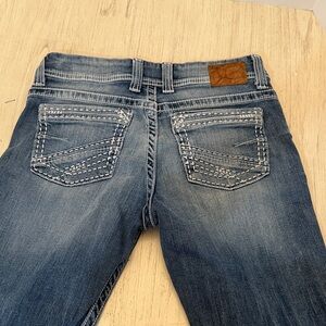 BKE Women's Cropped Blue Jeans